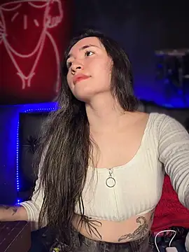 Sophie LS online show from May 5, 7:55 pm