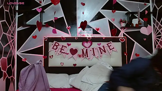 Snapshot of be_sinners chatting on February 16, 2:20 am be sinners online show from February 16, 2:20 am