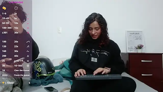 Snapshot of be_sinners chatting on October 5, 2:32 am be sinners online show from October 5, 2:32 am