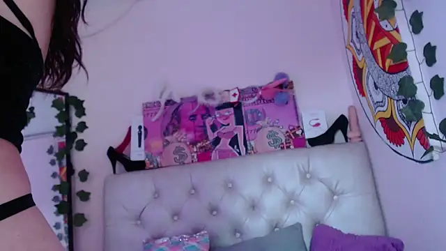 sarawiliamx online show from February 25, 7:09 am