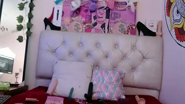 sarawiliamx online show from March 13, 3:11 am