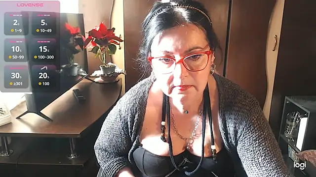 exymilf  online show from December 19, 11:28 am