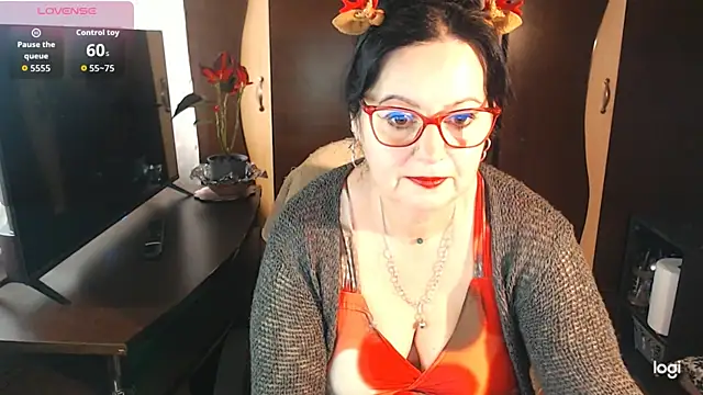 exymilf  online show from January 10, 12:51 pm