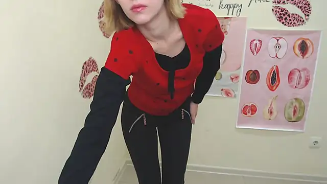 StellaCRL online show from January 13, 1:39 pm