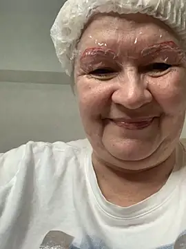 Laura Millf online show from January 23, 4:04 pm