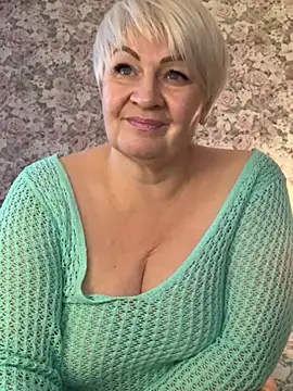 Laura Millf online show from March 4, 3:15 pm