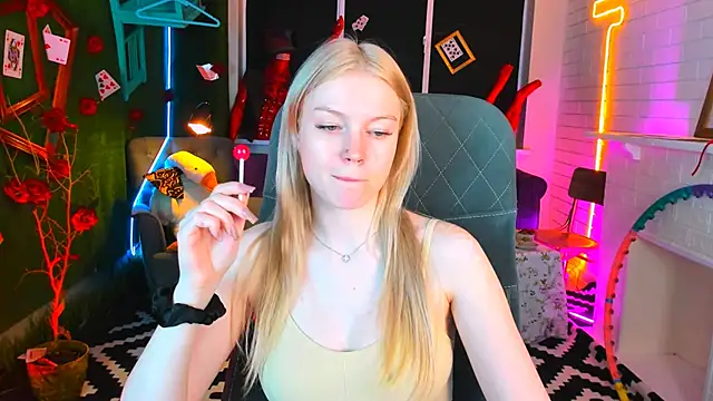 GraceGlamour online show from January 21, 5:27 am