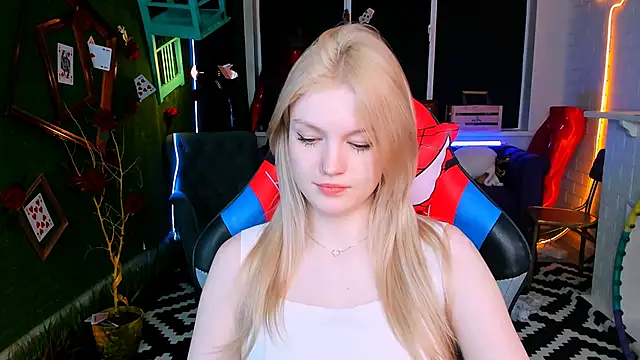 GraceGlamour online show from February 26, 11:20 am