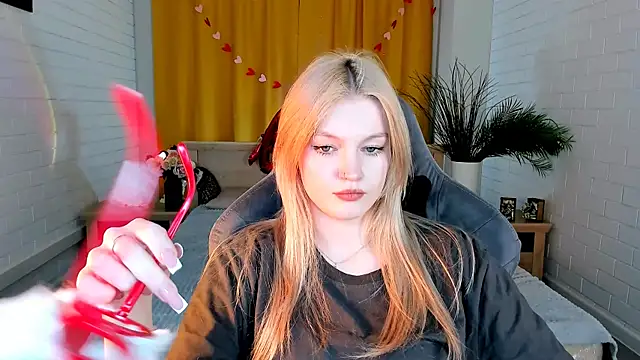 GraceGlamour online show from March 4, 11:08 am