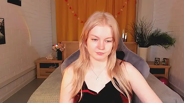 GraceGlamour online show from March 8, 5:17 am