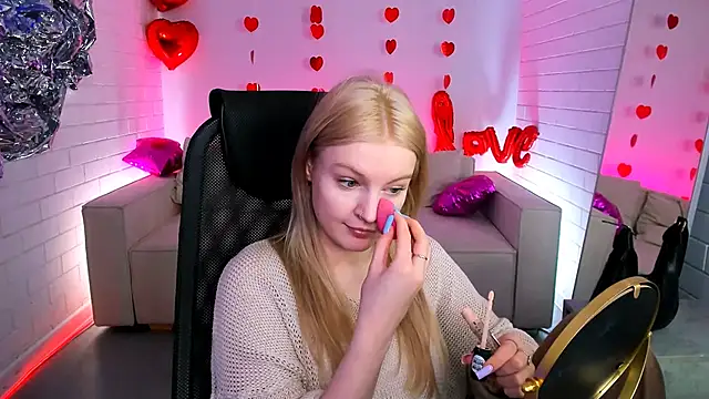 GraceGlamour online show from March 11, 11:23 am