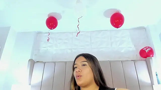 MollyBigBoobs12 online show from February 21, 8:05 pm