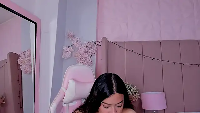 MollyBigBoobs12 online show from October 13, 9:04 pm