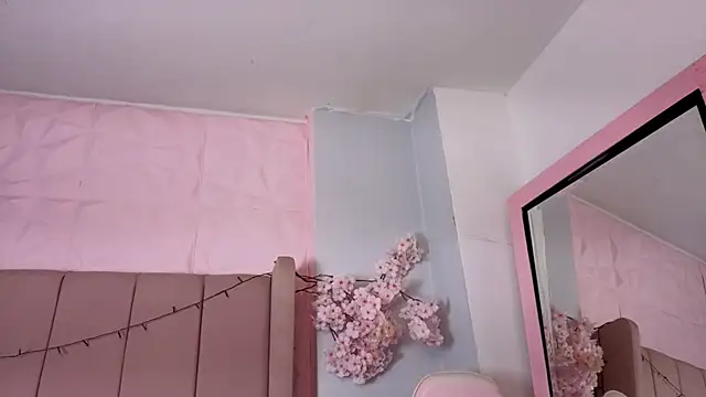 MollyBigBoobs12 online show from October 17, 8:55 pm