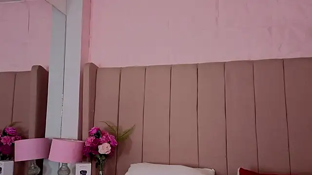 MollyBigBoobs12 online show from January 7, 8:33 pm