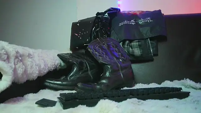 Leonnardo Jaramillo online show from December 3, 12:06 pm