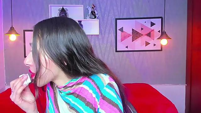 Snapshot of Valeria_roussi chatting on January 22, 2:24 pm Valeria roussi online show from January 22, 2:24 pm