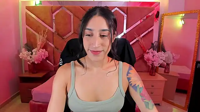 Snapshot of Eimy_Sexy_ chatting on July 28, 12:34 pm Eimy Sexy online show from July 28, 12:34 pm