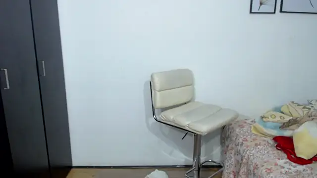 viki mom online show from December 11, 4:28 am