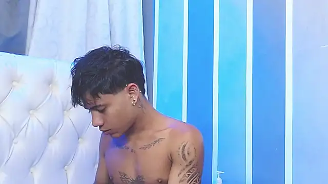 Sexys Boys Hot1 online show from January 7, 8:56 am