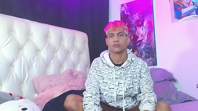 Sexys Boys Hot1 online show from February 12, 1:52 am