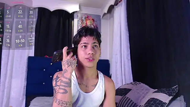 Sexys Boys Hot1 online show from December 20, 2:51 am