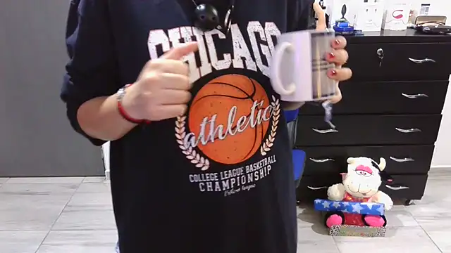 thomascooper7 online show from March 12, 12:20 am