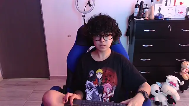 thomascooper7 online show from October 30, 6:41 pm