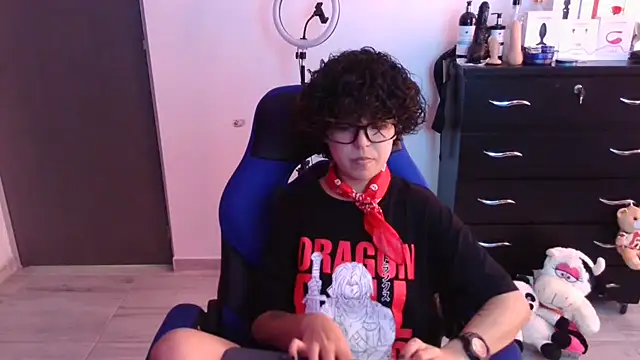 thomascooper7 online show from October 31, 7:26 pm