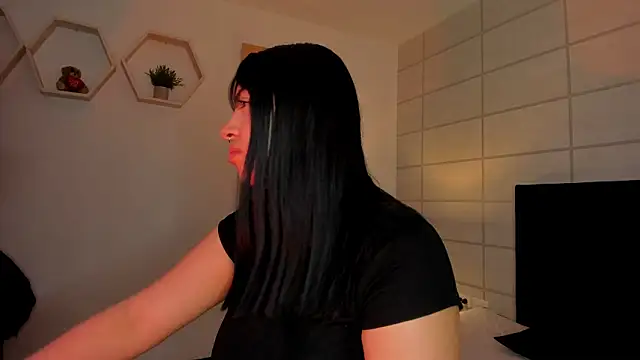 Christine Laam online show from February 4, 12:00 pm