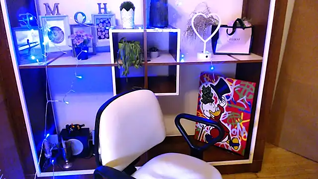 LaimaV  online show from December 26, 1:54 pm