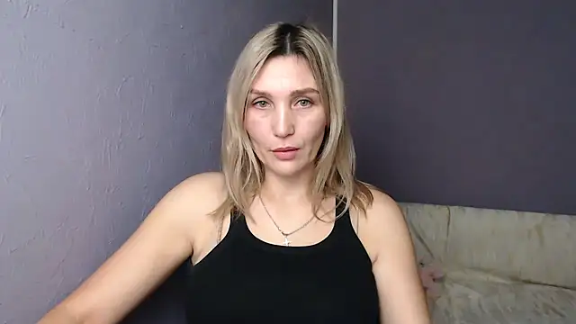 Snapshot of _sexy_lady chatting on February 7, 3:30 pm sexy lady online show from February 7, 3:30 pm