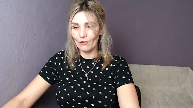 Snapshot of _sexy_lady chatting on February 12, 7:24 pm sexy lady online show from February 12, 7:24 pm
