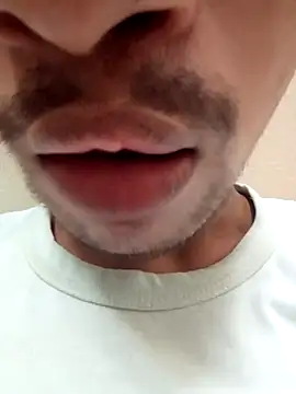 Snapshot of fanus_6927 chatting on July 30, 6:40 pm fanus 6927 online show from July 30, 6:40 pm