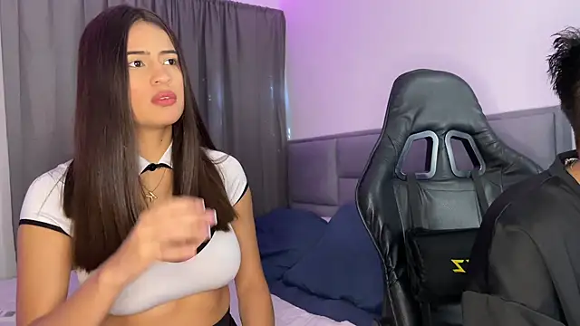 dereckbrownn online show from February 23, 3:51 pm