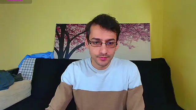 HungEddy online show from December 3, 2:37 pm