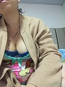 RenataSexy  online show from February 12, 2:24 am