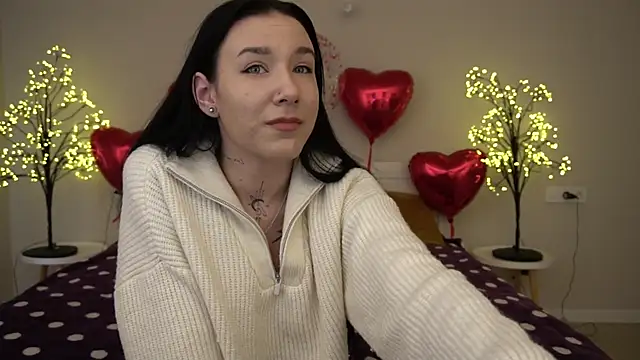 NikkiGoldSide online show from February 15, 6:55 am