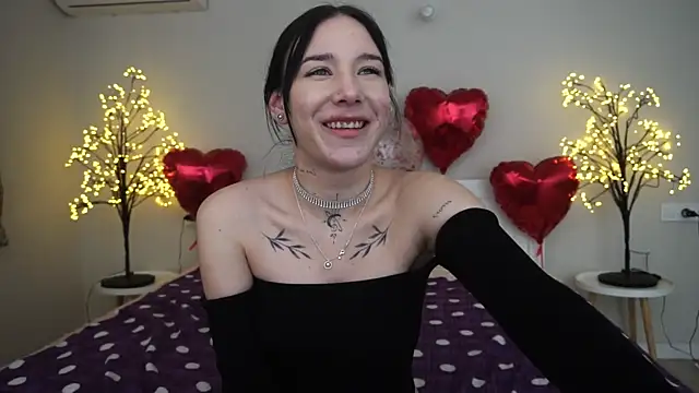 NikkiGoldSide online show from February 26, 5:17 pm