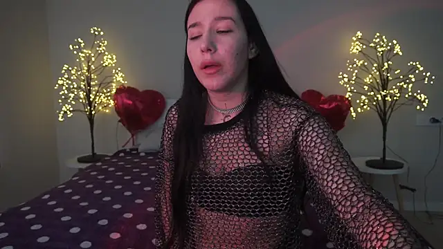 NikkiGoldSide online show from March 12, 2:01 pm