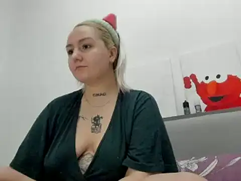 Debbie Taylor online show from February 15, 8:43 pm