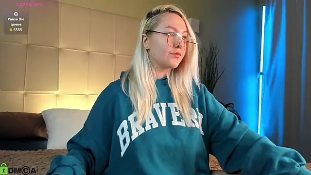 Debbie Taylor online show from April 8, 5:24 pm