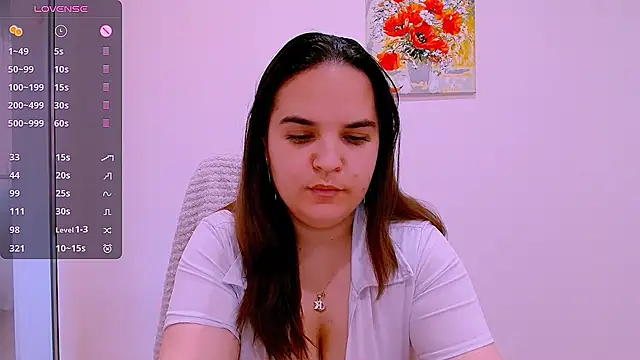 Snapshot of Ella-Diamond chatting on April 27, 5:00 pm Ella-Diamond online show from April 27, 5:00 pm