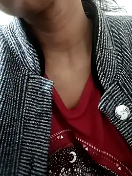 Snapshot of Rajni-Mehra chatting on January 31, 2:58 am Rajni-Mehra online show from January 31, 2:58 am