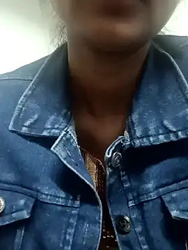 Snapshot of Rajni-Mehra chatting on February 2, 11:19 am Rajni-Mehra online show from February 2, 11:19 am