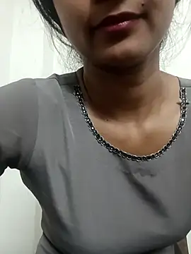 Snapshot of Rajni-Mehra chatting on March 10, 10:48 am Rajni-Mehra online show from March 10, 10:48 am