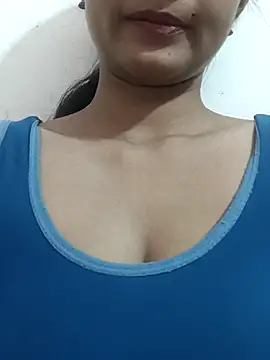 Snapshot of Rajni-Mehra chatting on October 15, 5:51 am Rajni-Mehra online show from October 15, 5:51 am