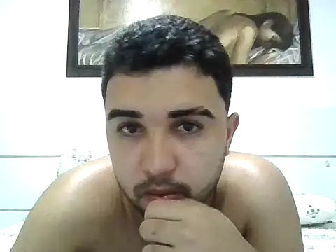 Snapshot of WILLZINHOOOO chatting on November 22, 1:54 pm WILLZINHOOOO online show from November 22, 1:54 pm