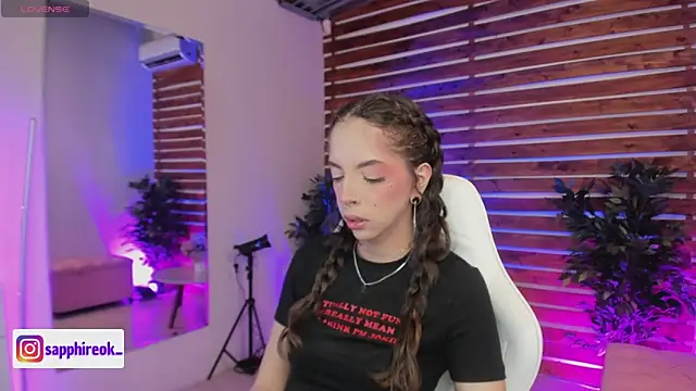 Sapphire Venuss online show from February 21, 12:55 am