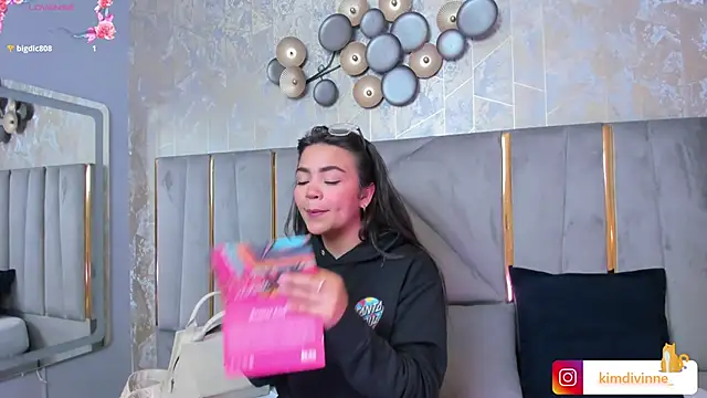 KimDevinne online show from February 27, 2:32 am